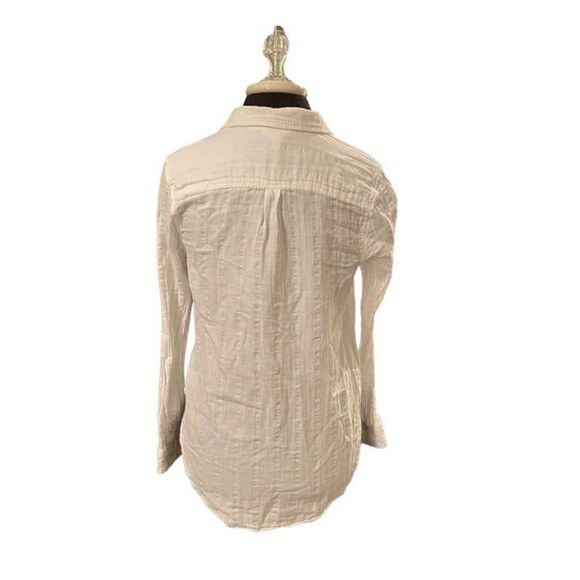 Time and Tru White button down shirt (Size Small) - Picture 2 of 4